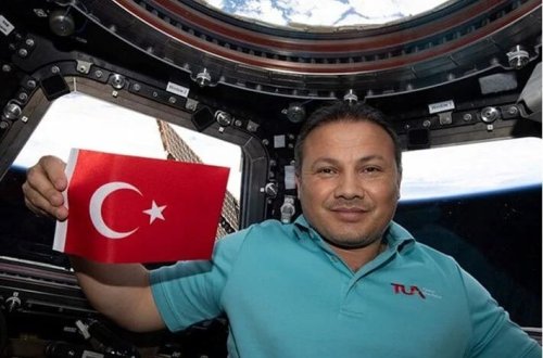 Türkiyəli astronavt Alper Gezeravcı bu gün Dünyaya qayıdır