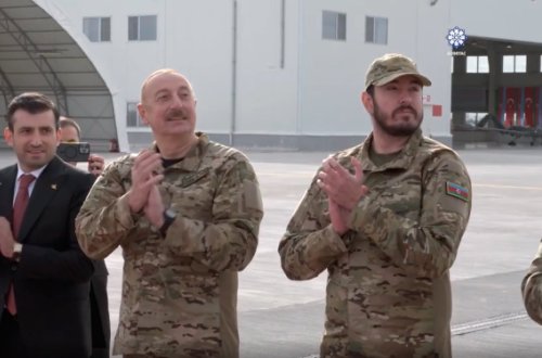 İlham Əliyev və oğlu Heydər Əliyev hərbi obyektlərdə olub (YENİLƏNİB/VİDEO)