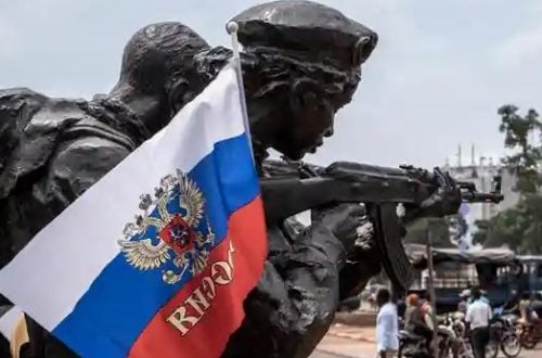 Rusiya Afrikadakı hərbi mövcudluğunu yeniləyir