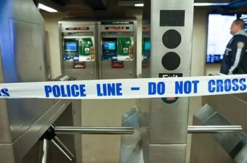 Nyu Yorkda metroya silahlı hücum: 1 ÖLÜ, 5 YARALI