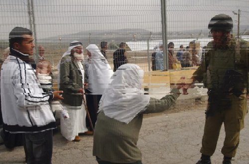 İngiltərə dörd israilli məskunlaşanı sanksiya siyahısına salıb