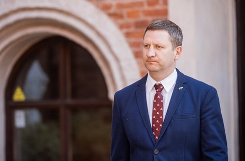 Rusiya daha bir avropalı nazir barəsində axtarış elan edib