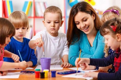 Bağça müəllimi işləmək istəyənlərin NƏZƏRİNƏ!