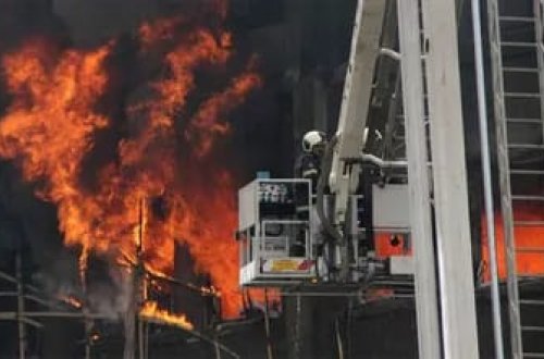 Hindistanda boya fabrikində yanğın: 11 ÖLÜ VAR