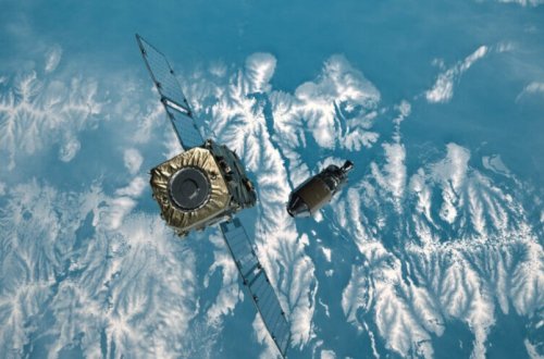 Kosmik tullantılar haqqında məlumat toplayacaq peyk uğurla orbitə buraxılıb