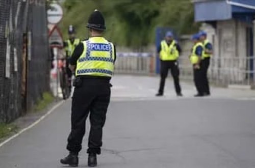 İngiltərədə 3 uşaq evdə ölü tapıldı