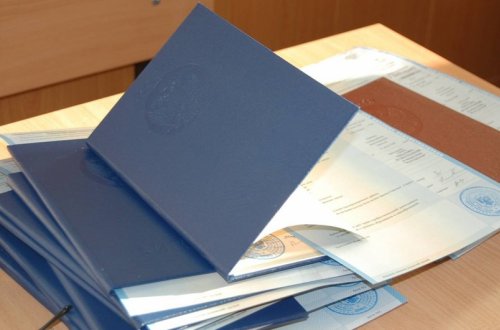 Keçən il xaricdə təhsil almış 1000-dən çox şəxsin diplomu tanınmayıb