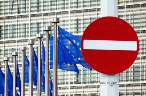 Aİ səfirləri Rusiyaya qarşı 13-cü sanksiyalar paketini razılaşdırdılar: 200-ə yaxın şəxs daxil olacaq