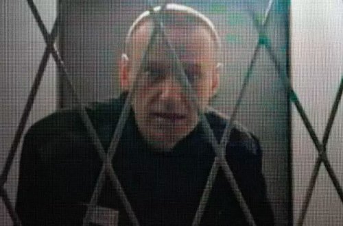 İngiltərə Navalninin öldüyü həbsxanada Rusiya rəsmilərinə sanksiya tətbiq edir