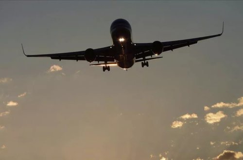 ABŞ-da sərnişin təyyarəsi bomba təhlükəsi səbəbindən təcili eniş edib