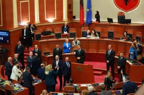 Albaniya immiqrasiya müqaviləsini təsdiqləyib