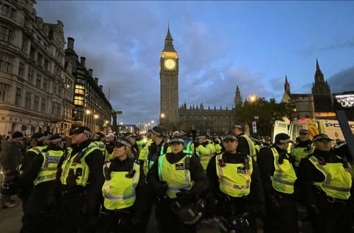 İngiltərədə müsəlmanlara qarşı nifrət üç dəfədən çox artdı