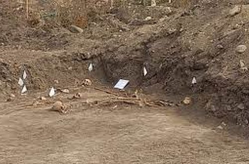 Xocalıda əl-ayaqları bağlı uşaq və qadınlara aid qalıqlar tapıldı - VİDEO