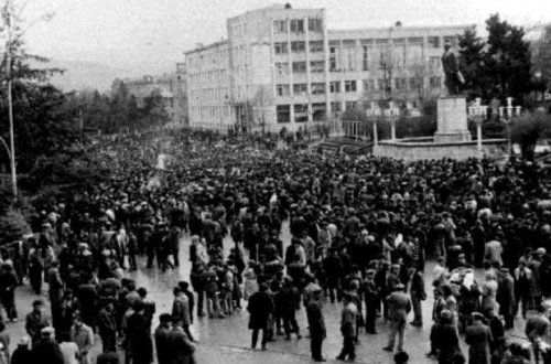 Ermənilərin təxribatı ilə törədilən Sumqayıt hadisələrindən 36 il ötür