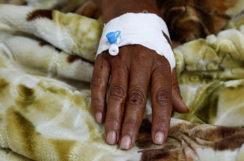 Bu ölkədə yayılan virus 20 nəfərin canını aldı - Həyəcan təbili çalındı