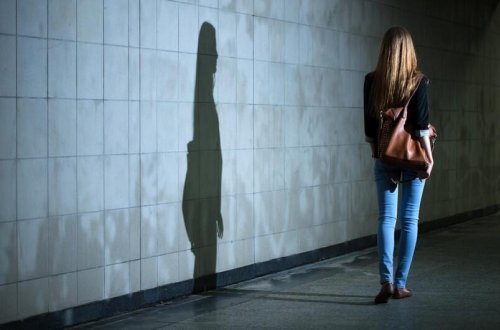 ​​​​​​​Sumqayıtda 17 yaşlı qız itkin düşüb