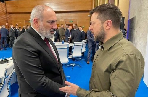 Zelenski Ermənistana getməyəcək