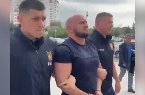 Məhkəmə qazinin çənəsini sındıran idmançı ilə bağlı qərar verdi