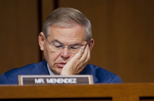 ABŞ-də ermənipərəst senator Menendesə daha bir ittiham irəli sürülüb