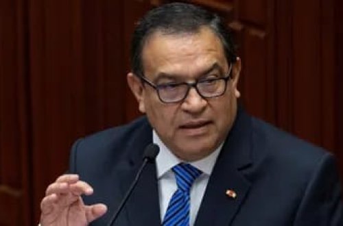 Korrupsiyada ittiham olunan Perunun baş naziri istefa verib