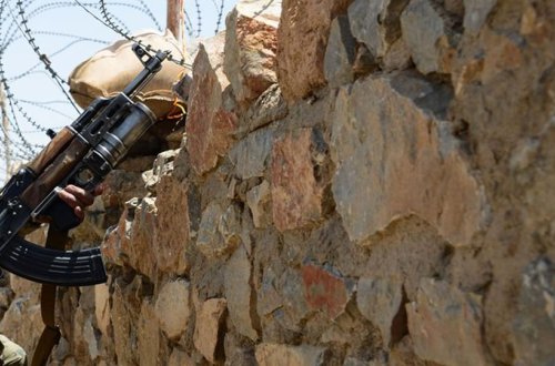 İranda qaçaqmalçılarla qarşıdurma yarandı: 1 ÖLÜ 2 YARALI VAR