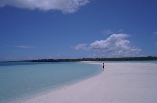 İndoneziya sahilində zəlzələ olub