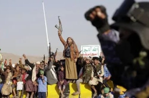 Husilər Amerika gəmisini vurdu: 2 ÖLÜ VAR