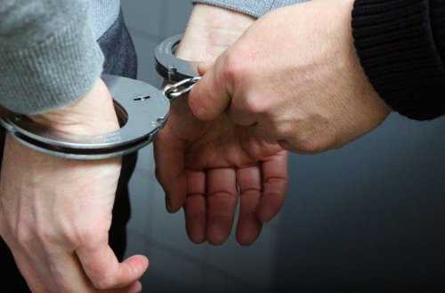 Azərbaycan beynəlxalq axtarışa verilən şəxsi Rusiyaya təhvil verdi