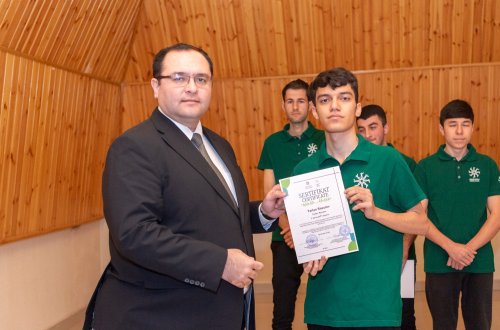 Nazir Məcnun Məmmədov Saatlıda vətəndaşları qəbul edib, fermerlərlə görüşüb