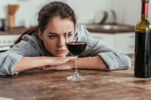 ÜST: Martın 8-də spirtli içkinin qəbulu tövsiyə edilmir