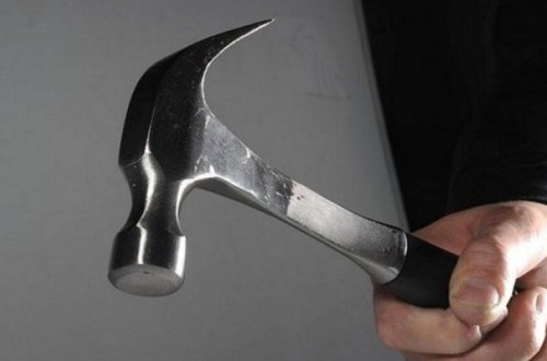 Çəkiclə Kapitoliyə girmək istəyən şəxs saxlanılıb