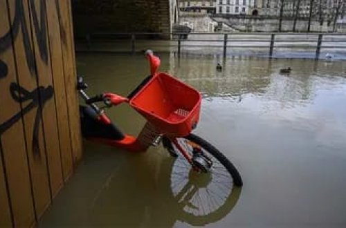 Fransada qasırğa: 3 nəfər ölüb