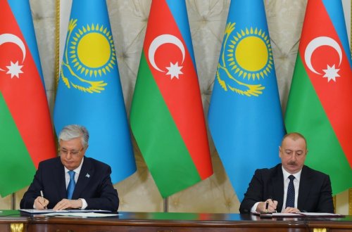 Azərbaycan-Qazaxıstan sənədləri imzalanıb - YENİLƏNİB