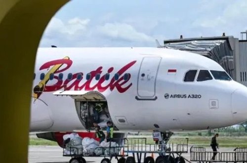 İndoneziyada pilotlar uçuş zamanı yuxuya gediblər