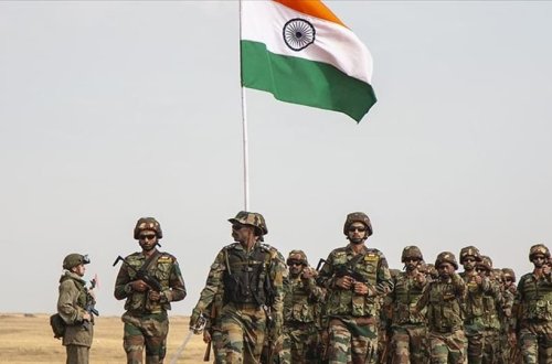 Hindistan Maldiv adalarından hərbi personalını geri çəkməyə başlayır