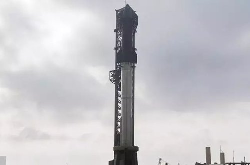 SpaceX-in Starship raketi 3-cü sınaq uçuşunda ilk dəfə orbitə çıxıb