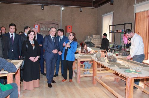 Albaniya Prezidenti “ABAD” Keramika Mərkəzində