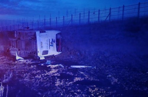 Türkiyədə ağır yol qəzasında 15 nəfər yaralanıb