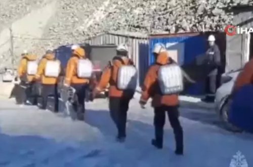 Rusiyada qızıl mədənində qalan işçilər üçün xilasetmə işlərinə başlanılıb