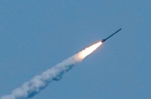 Kiyev 44 günlük fasilədən sonra raket atəşinə tutulub, yaralılar var