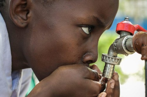 Dünya əhalisinin üçdə biri zəhərli su içir