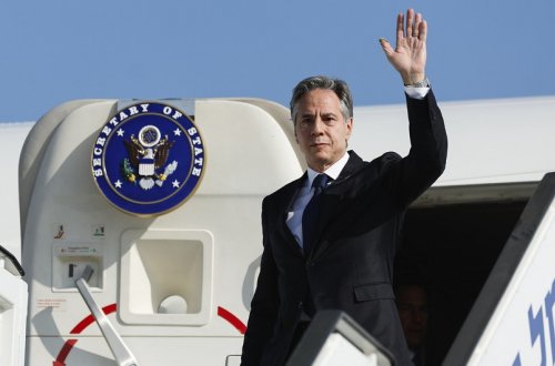 Antoni Blinkenin İsrailə səfəri başlayıb