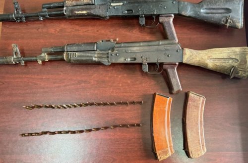 Xankəndidə 3 avtomat, 2 qumbara aşkar edilərək götürülüb