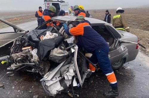 Qazaxıstanda ağır yol qəzası olub, 4 nəfər ölüb