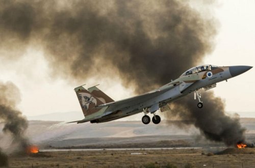 İsrail ordusu Qəzzada raketlərin atıldığı mövqelərə hücum edib