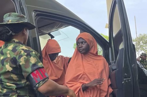 Nigeriyada həftələr əvvəl qaçırılan 130-dan çox tələbə xilas edilib