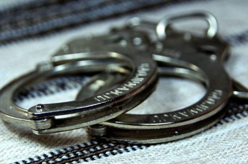 Azərbaycanda kişi arvadını öldürüb polisə təslim oldu