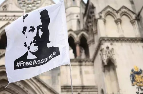 Assanjın Böyük Britaniyadan ABŞ-a ekstradisiyası dayandırılıb