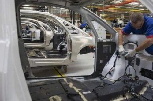 Böyük Britaniyada avtomobil istehsalı ardıcıl olaraq artır