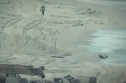 İsrail əsgərləri ağ bayraq daşıyan fələstinliləri öldürdü